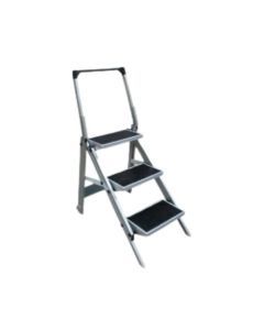 Triple folding portable caravan step ladder