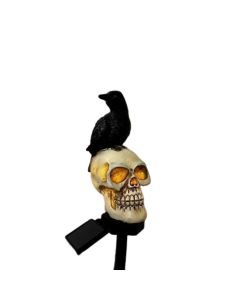 Raven's Glow: Solar-Powered Crow Skull Decor